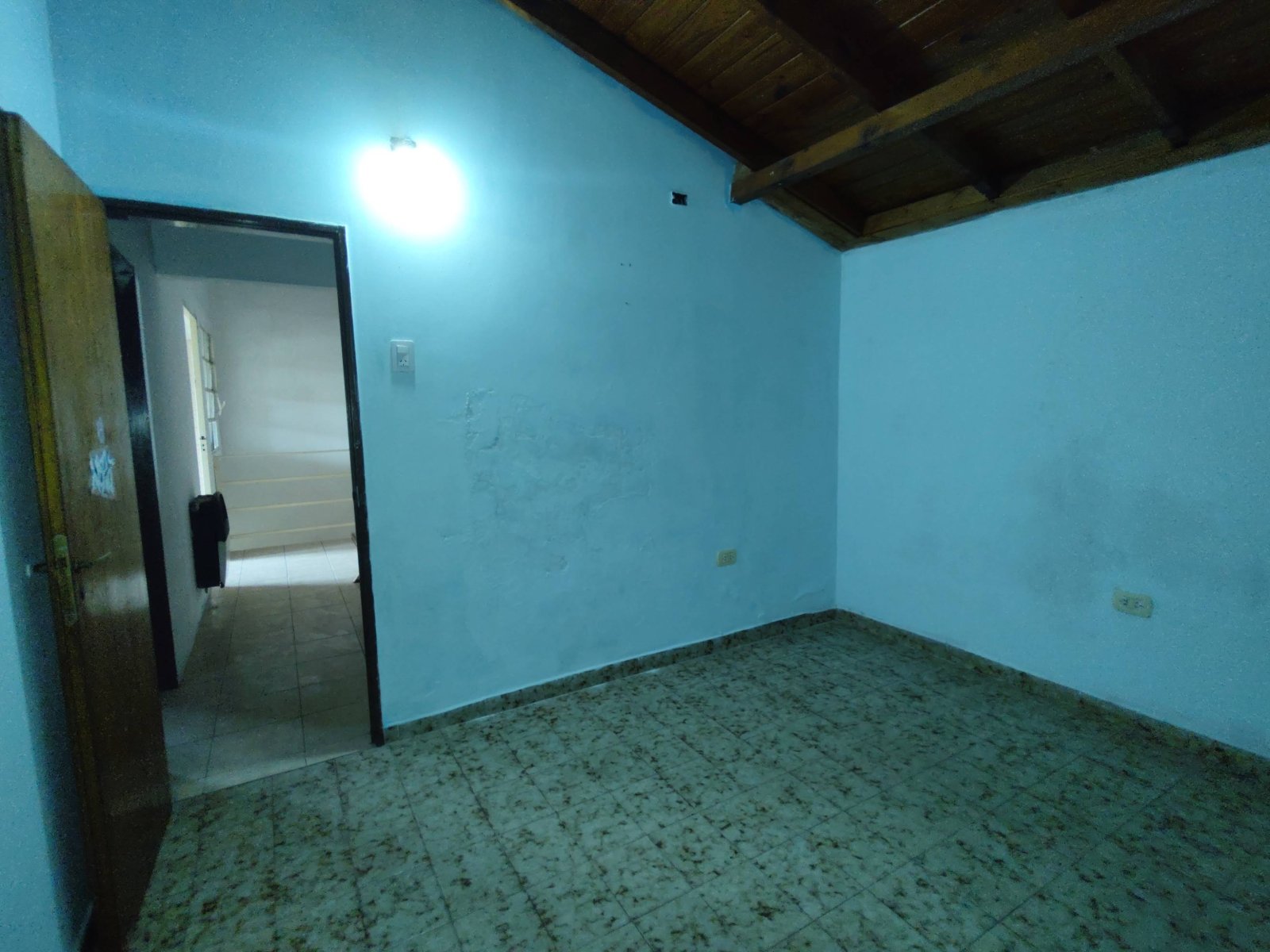 Venta PH 4 ambientes con 2 locales en Villa Luzuriaga - 22
