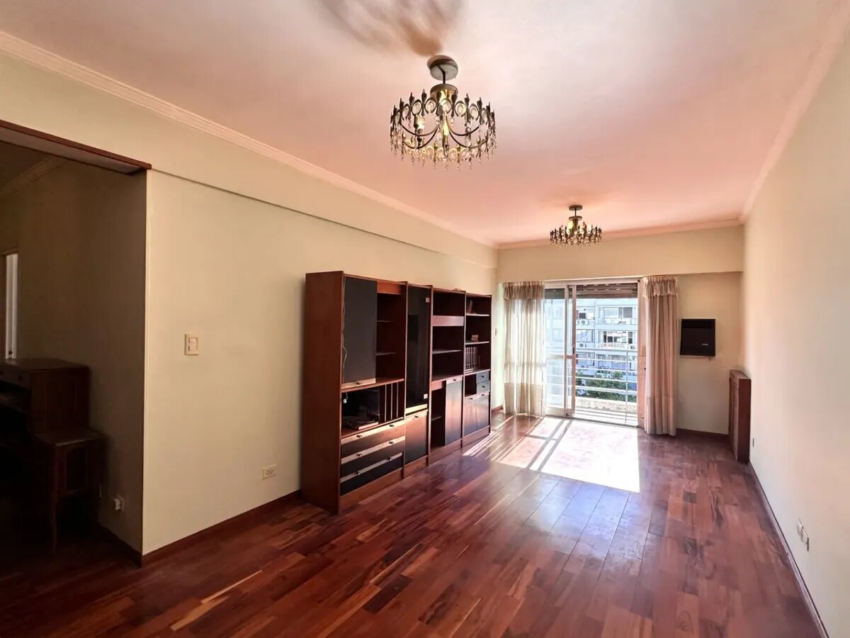 Venta Departamento 2 Dormitorios Centro Con Cochera — foto 6