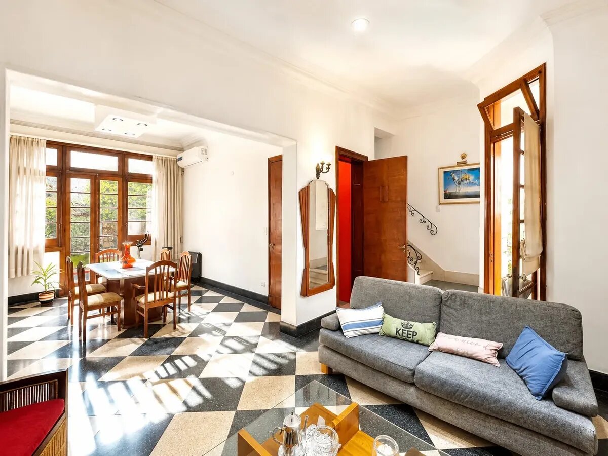 Venta Casa 4 Dormitorios Centro Con Cochera — foto 2