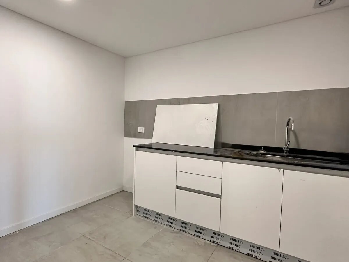 Venta Oficina Fisherton Con Cochera - 9