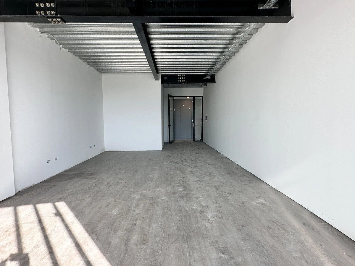 Venta Oficina Fisherton Con Cochera - 4