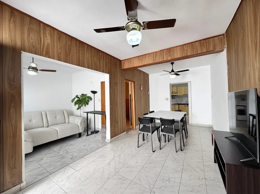 Venta Casa 2 Dormitorios Pasillo Unico - Parque Casado