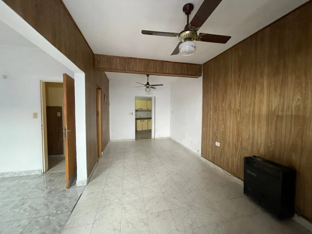 Venta Casa 2 Dormitorios Pasillo Unico - Parque Casado — foto 5