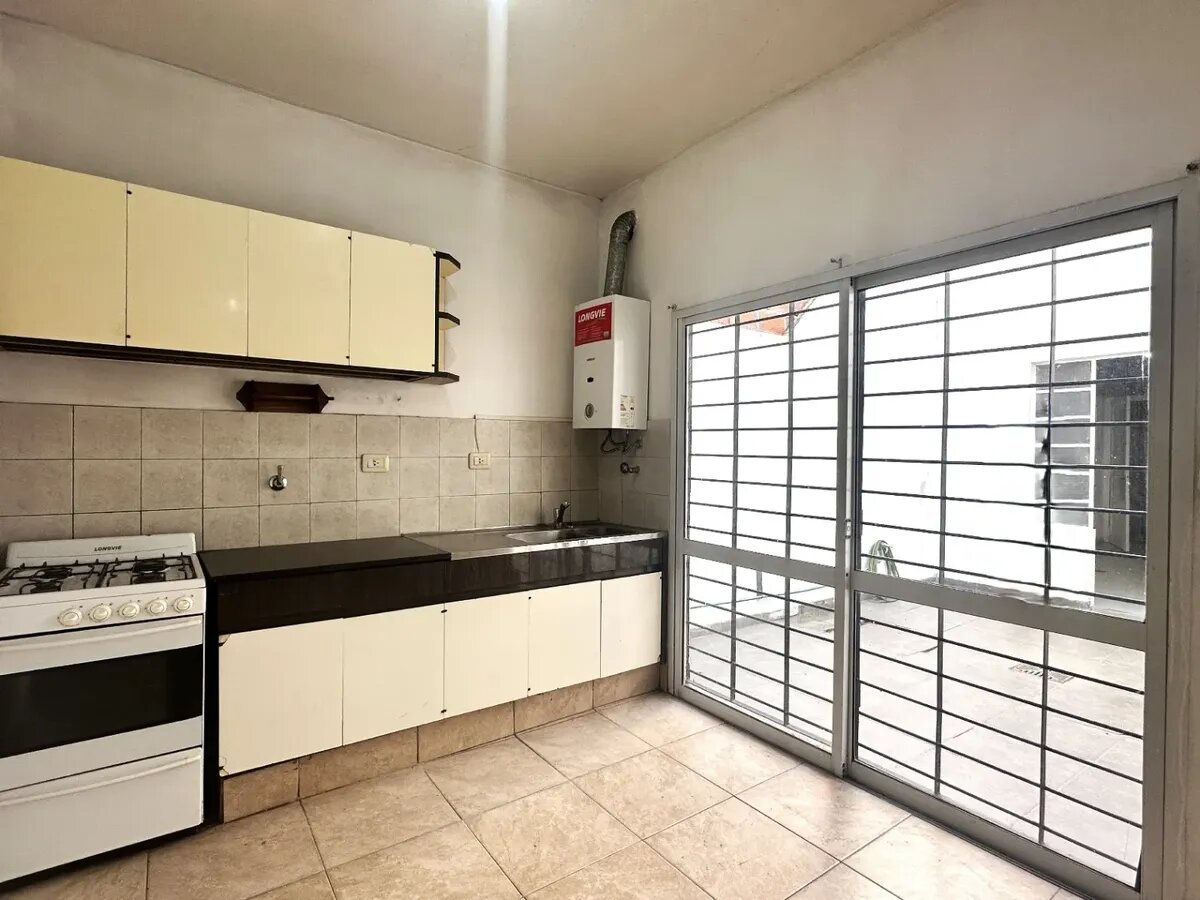 Venta Casa Bella Vista Con Cochera — foto 5