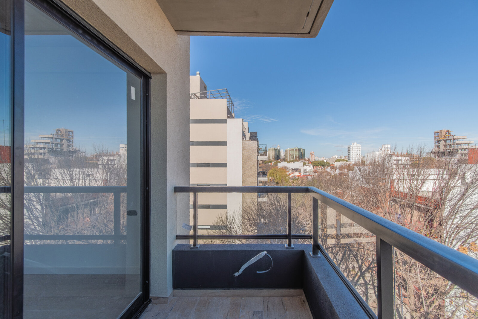 Monoambiente. Luminoso. Balcon. Villa Urquiza. — foto 4
