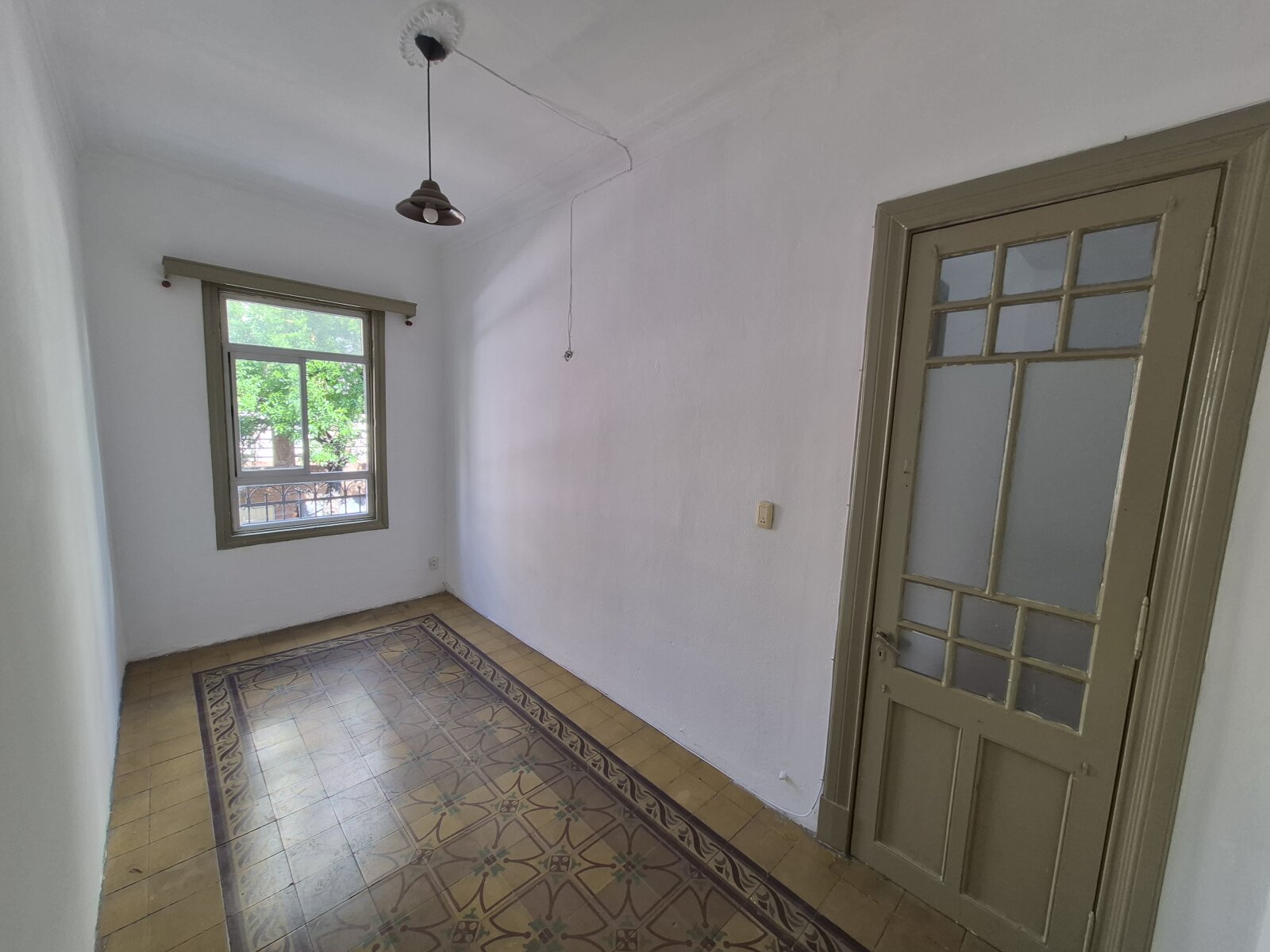 CASA DE DOS PISOS 5 A 6 HABITACIONES EN URQUIZA 65 CENTRO — foto 14