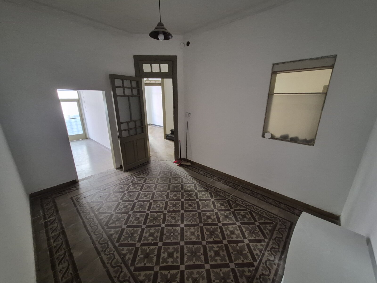 CASA DE DOS PISOS 5 A 6 HABITACIONES EN URQUIZA 65 CENTRO - 21