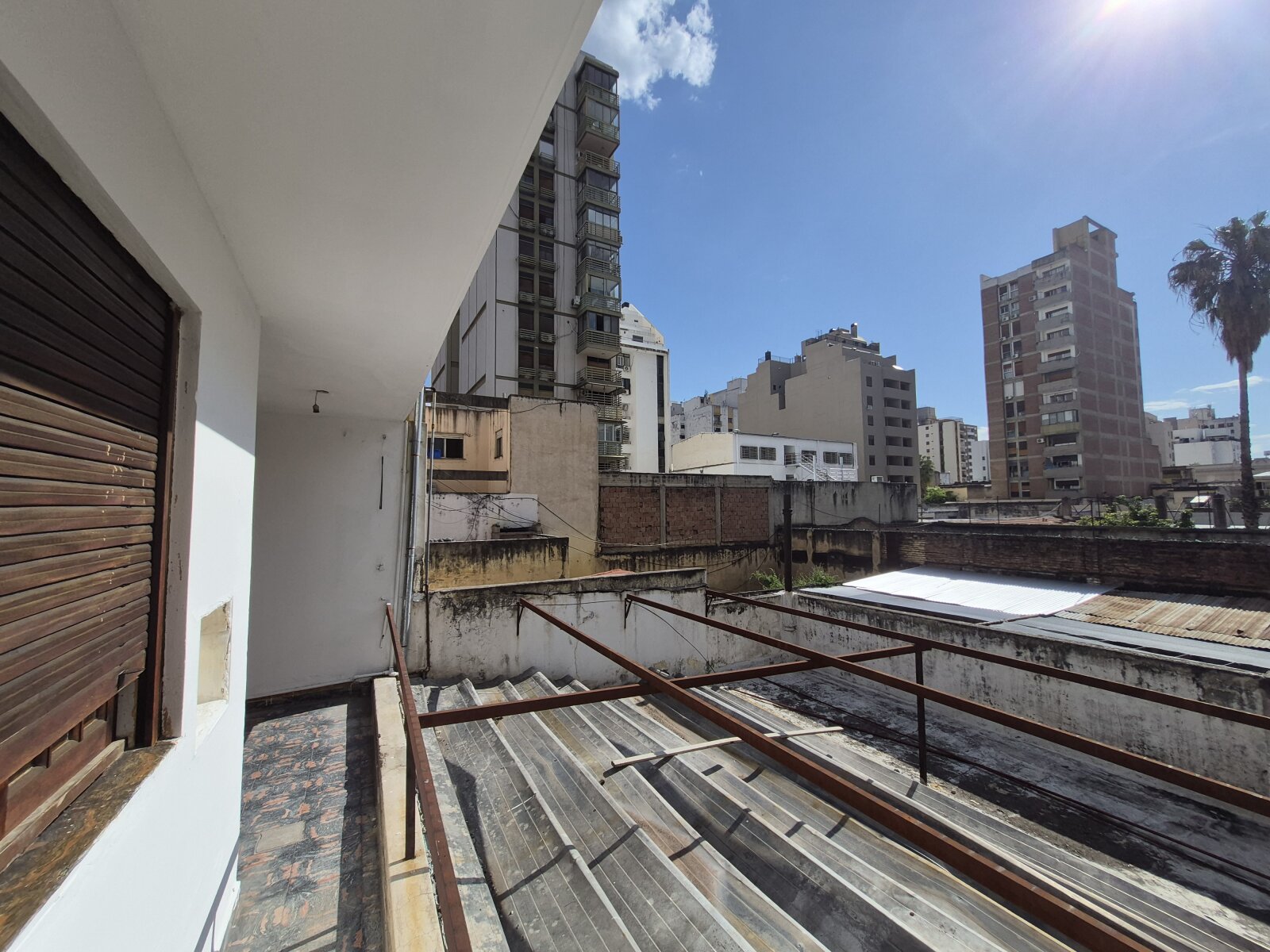 CASA DE DOS PISOS 5 A 6 HABITACIONES EN URQUIZA 65 CENTRO — foto 15