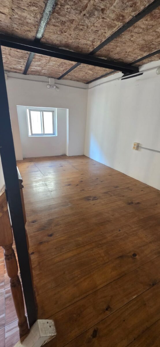 Se alquila un lindo departamento tipo loft con patio - Parque Patricios