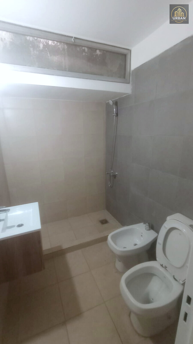 Venta Casa y Local Comercial, Pte Roca 3880, Barrio Matheu - 4