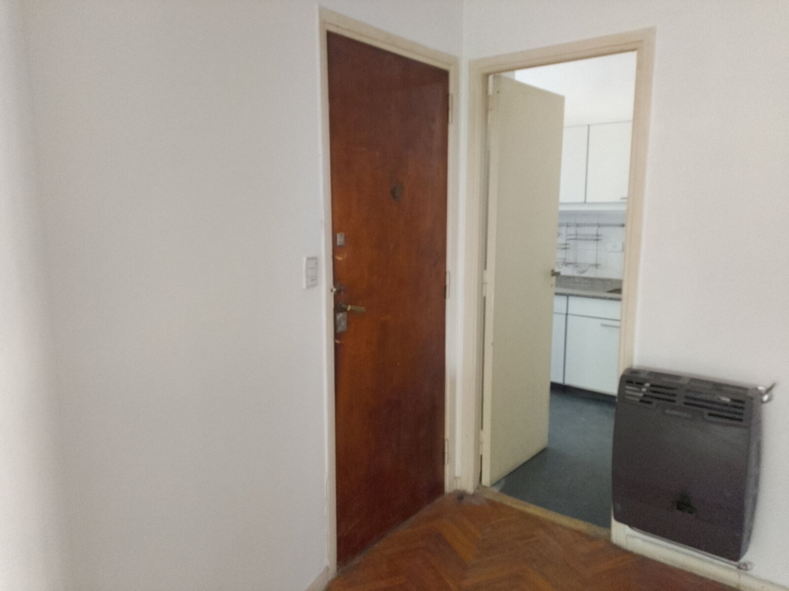 DEPTO 3/4 AMB VENTA ALMAGRO BALCON CORRIDO Y DEPENDENCIA — foto 2
