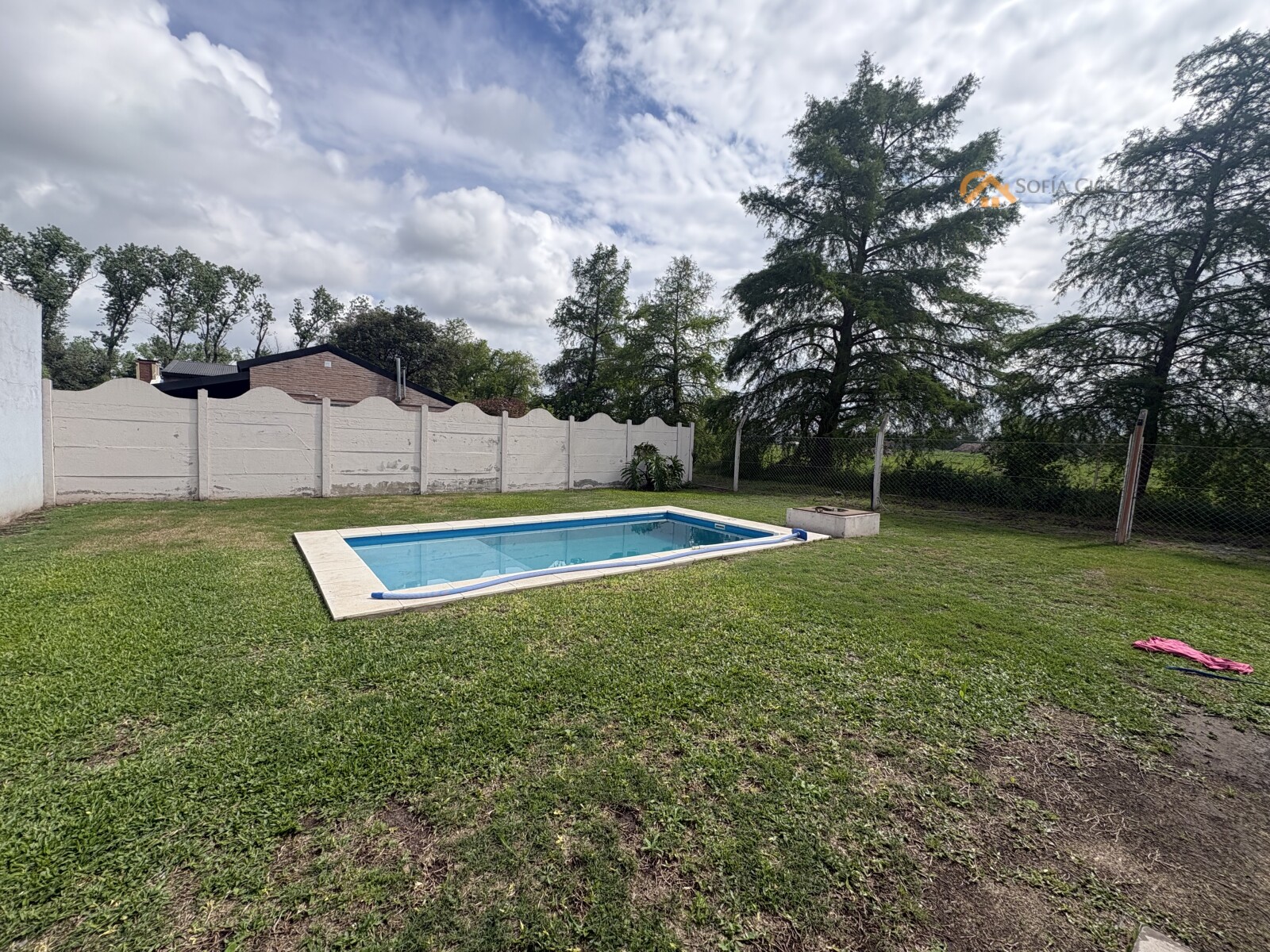 EN ALQUILER -ROLDAN -BOSQUE AZUL- CASA 2 DORMITORIOS- PISCINA - 13