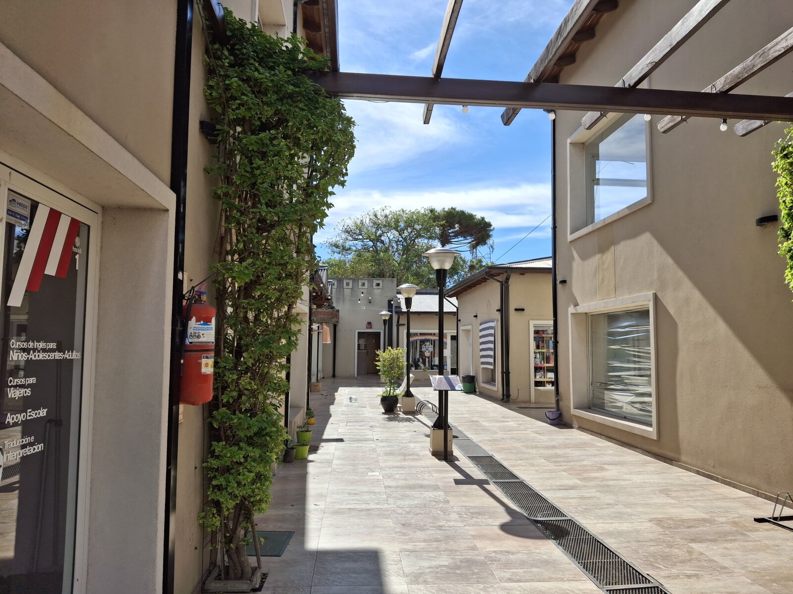 Ibarlucea: Portal de Ki, San Martin y Maipu Locales centricos en alquiler, Santa Fe, Argentina - 104