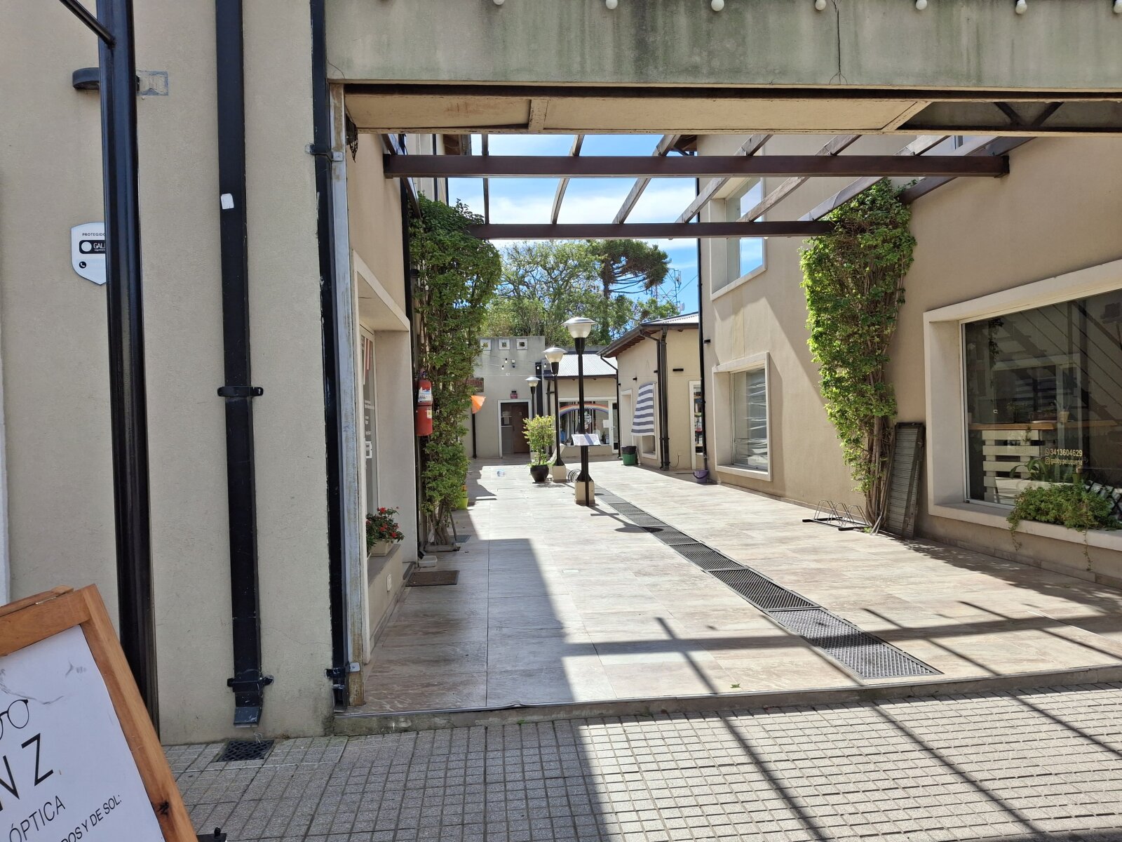 Ibarlucea: Portal de Ki, San Martin y Maipu Locales centricos en alquiler, Santa Fe, Argentina - 92