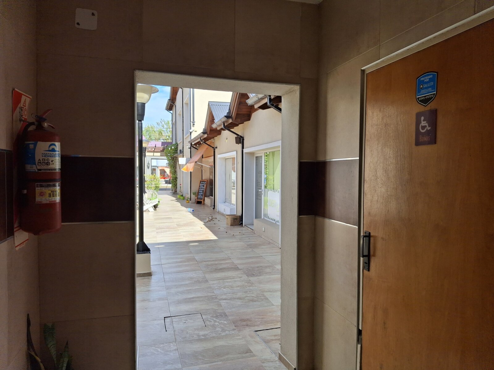 Ibarlucea: Portal de Ki, San Martin y Maipu Locales centricos en alquiler, Santa Fe, Argentina - 251