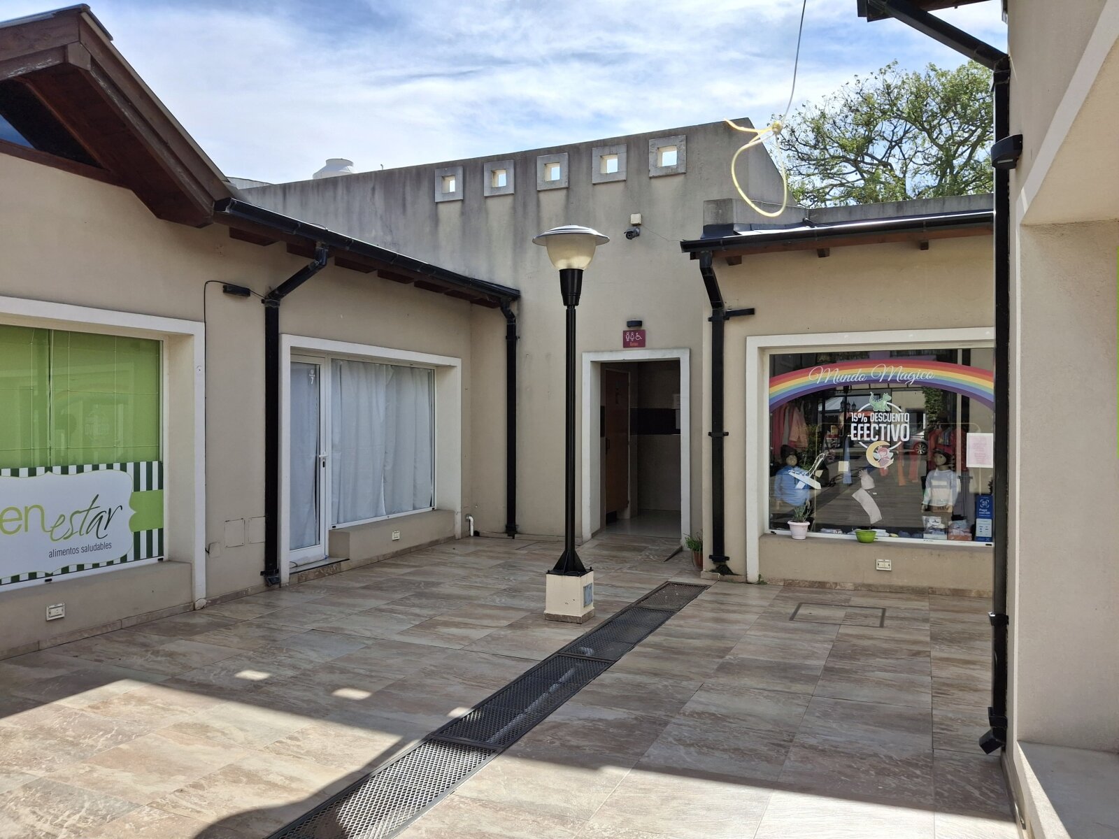 Ibarlucea: Portal de Ki, San Martin y Maipu Locales centricos en alquiler, Santa Fe, Argentina - 80