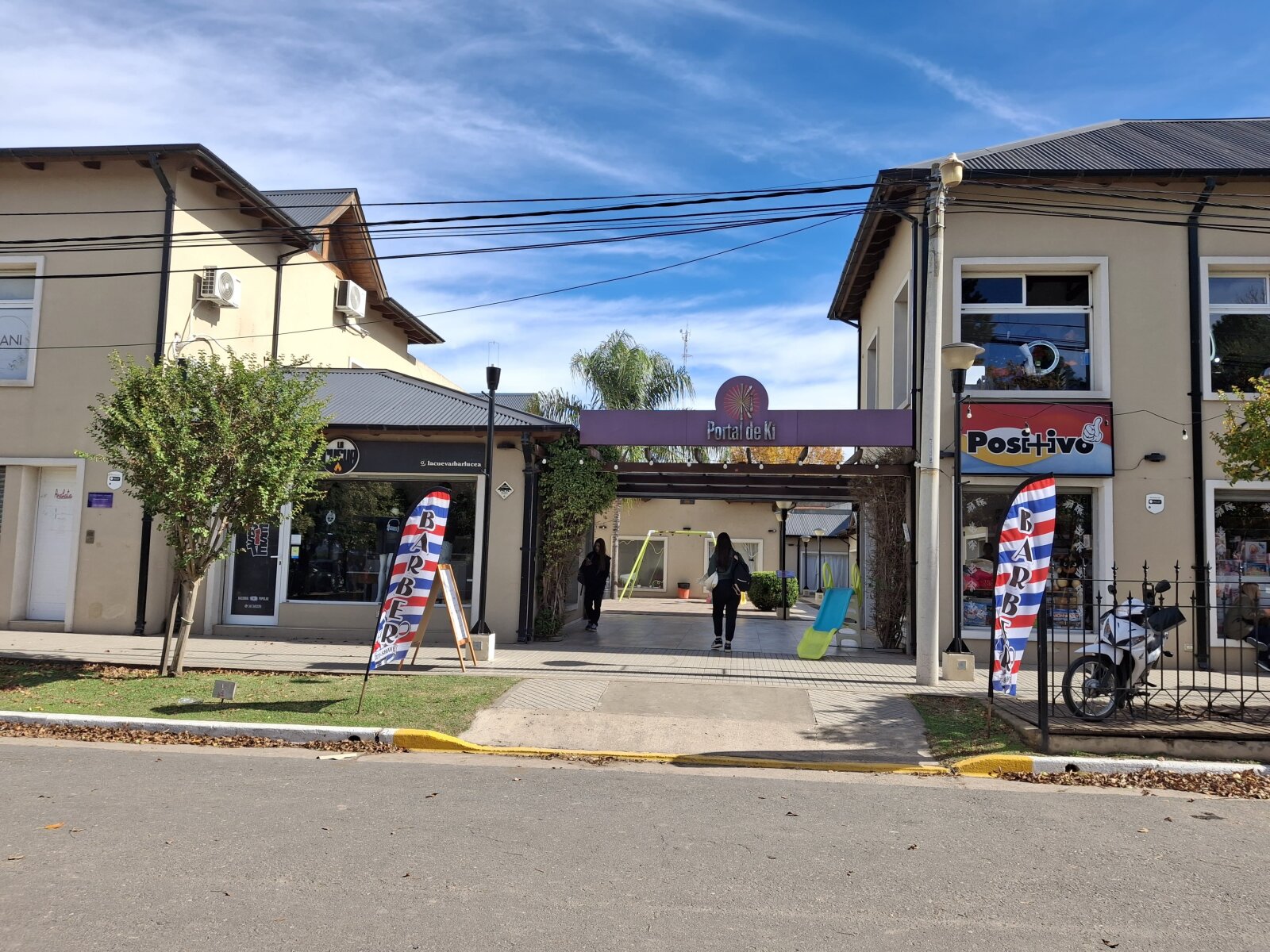 Ibarlucea: Portal de Ki, San Martin y Maipu Locales centricos en alquiler, Santa Fe, Argentina - 150