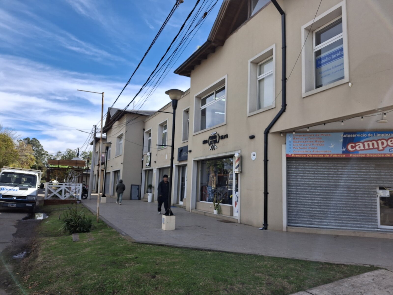 Ibarlucea: Portal de Ki, San Martin y Maipu Locales centricos en alquiler, Santa Fe, Argentina - 216