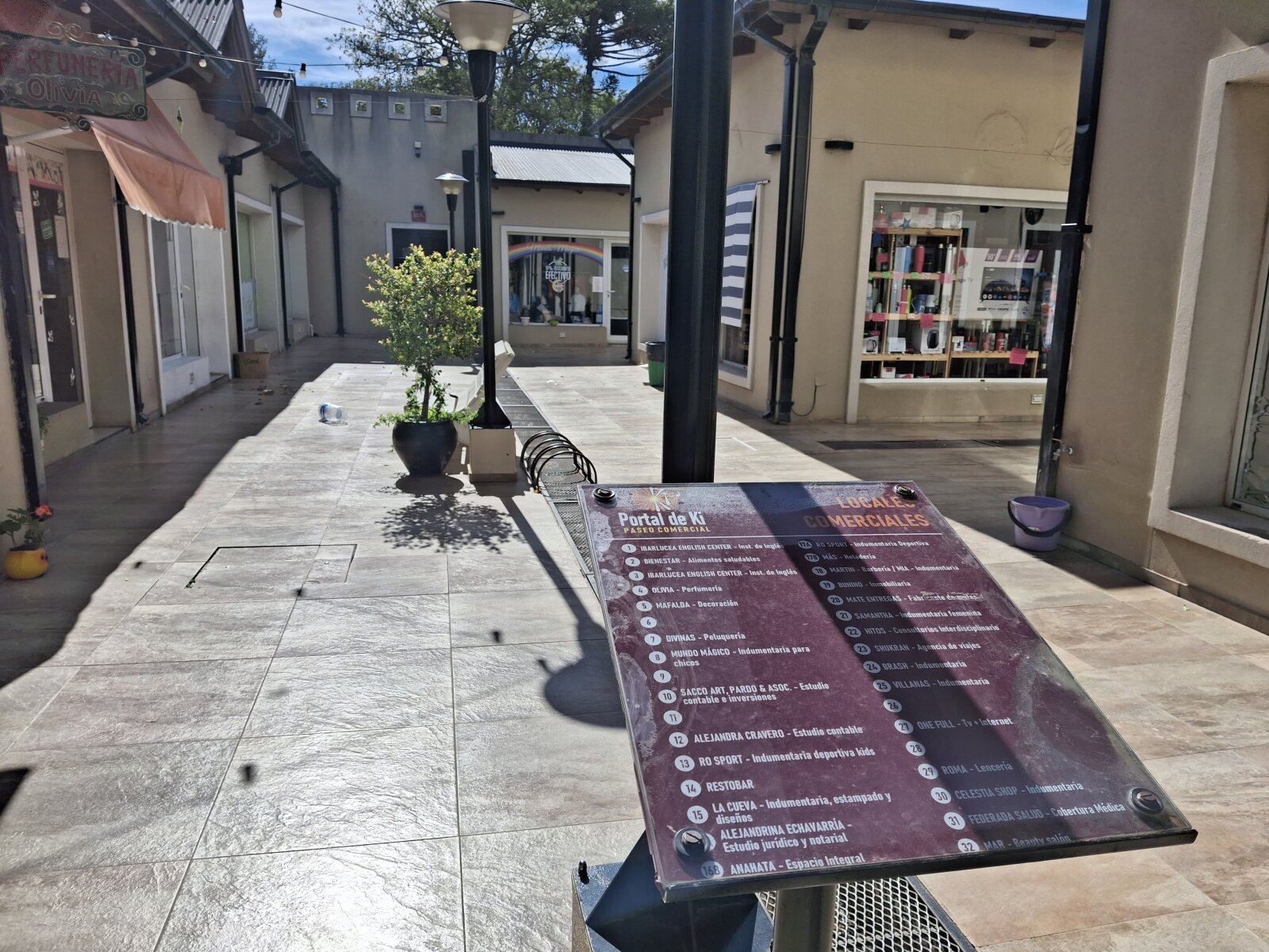 Ibarlucea: Portal de Ki, San Martin y Maipu Locales centricos en alquiler, Santa Fe, Argentina - 100