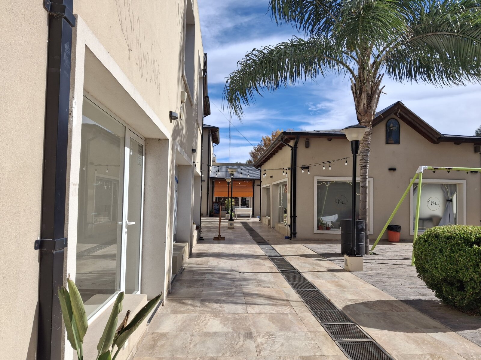 Ibarlucea: Portal de Ki, San Martin y Maipu Locales centricos en alquiler, Santa Fe, Argentina - 321