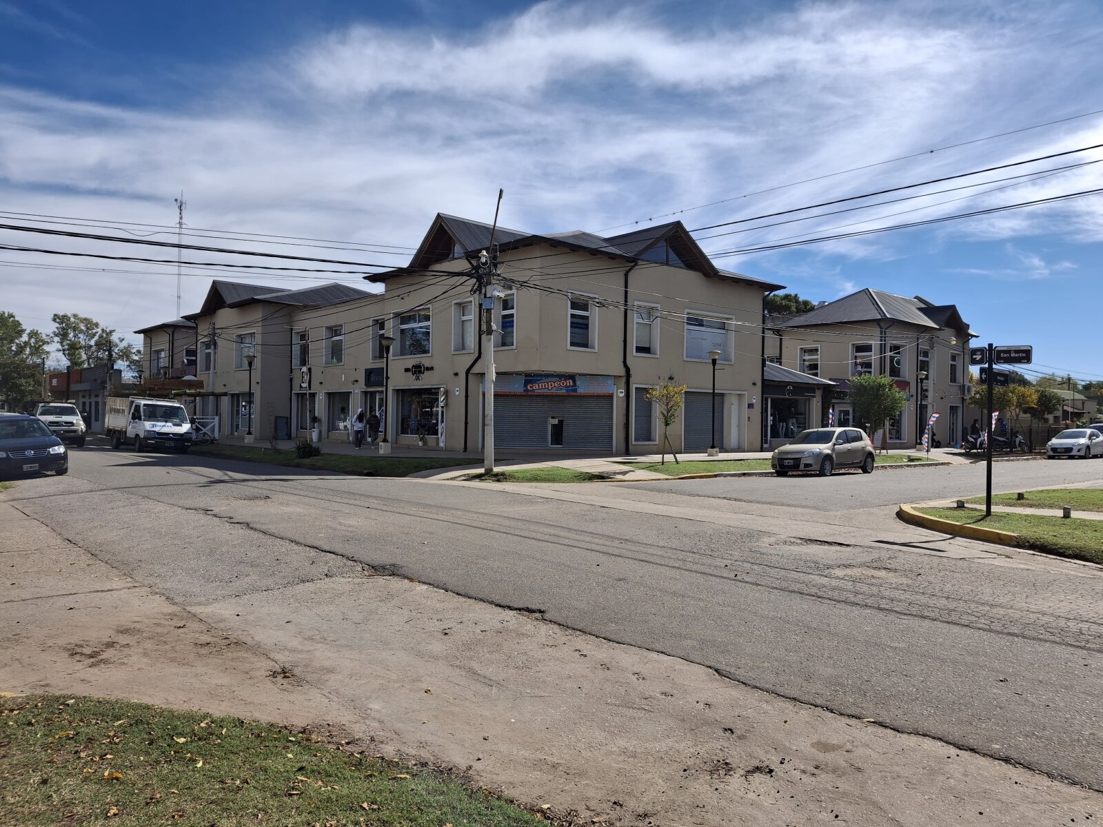 Ibarlucea: Portal de Ki, San Martin y Maipu Locales centricos en alquiler, Santa Fe, Argentina - 129