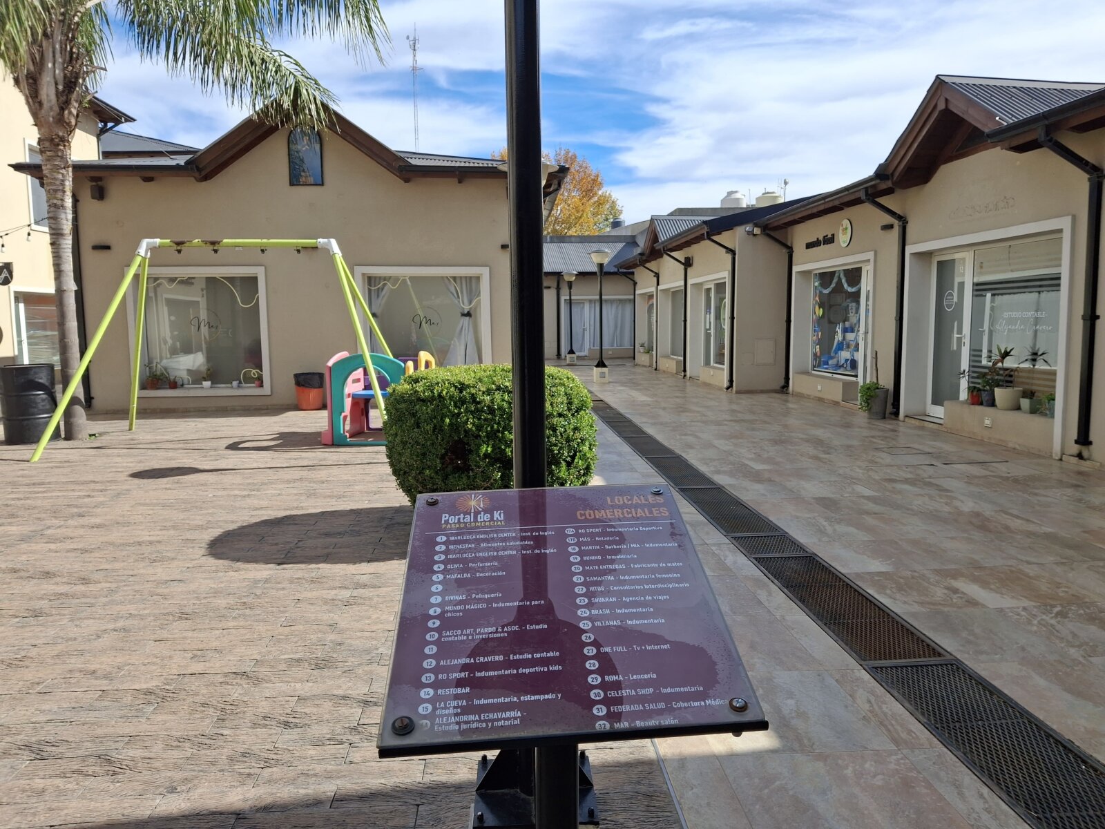 Ibarlucea: Portal de Ki, San Martin y Maipu Locales centricos en alquiler, Santa Fe, Argentina - 283