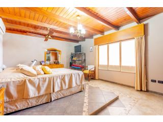 Casas - Funes - Venta
