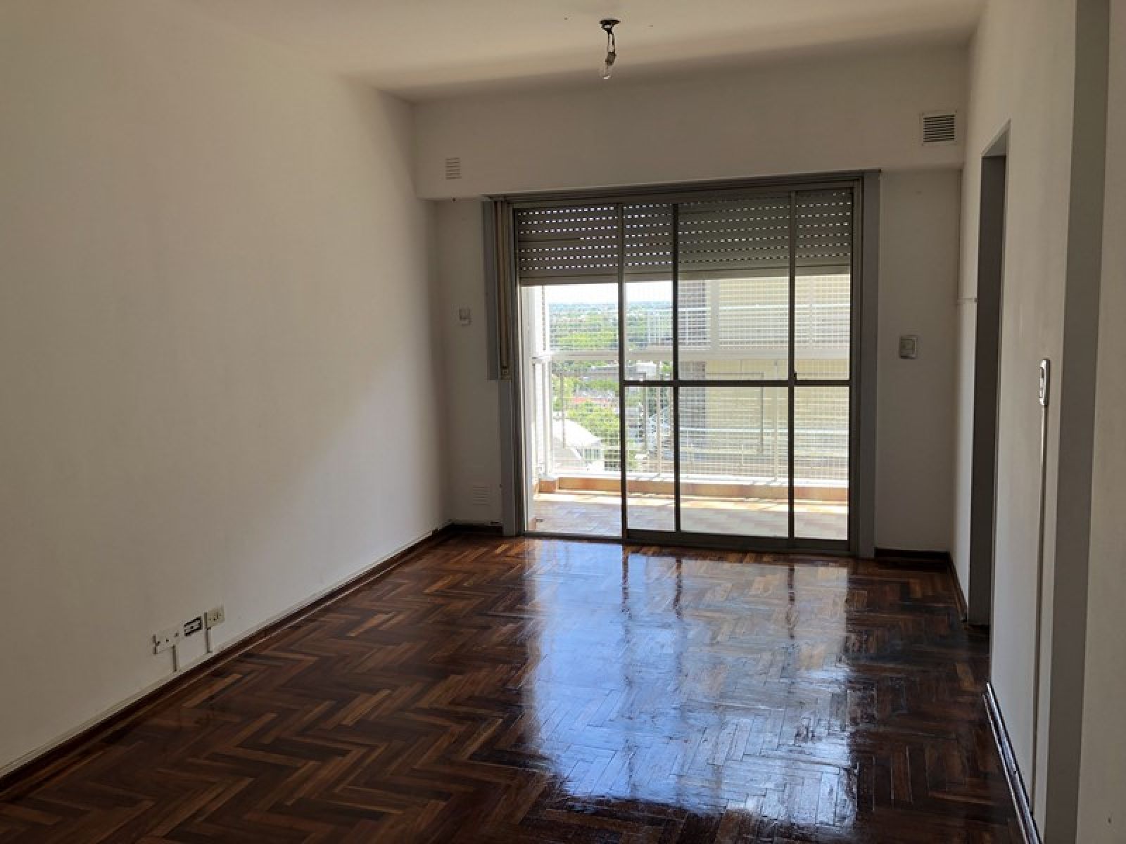 ALQUILER DEPARTAMENTO 4 AMB. EN EDIFICIO CON SEGURIDAD 24HS. - 10