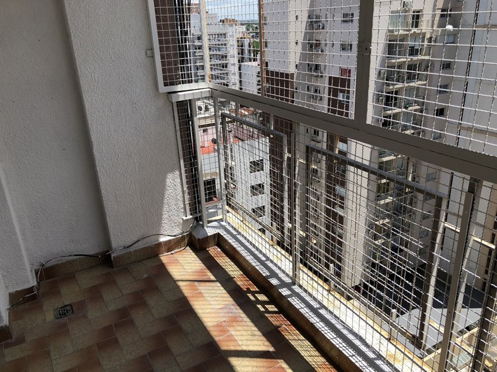 ALQUILER DEPARTAMENTO 4 AMB. EN EDIFICIO CON SEGURIDAD 24HS. - 12
