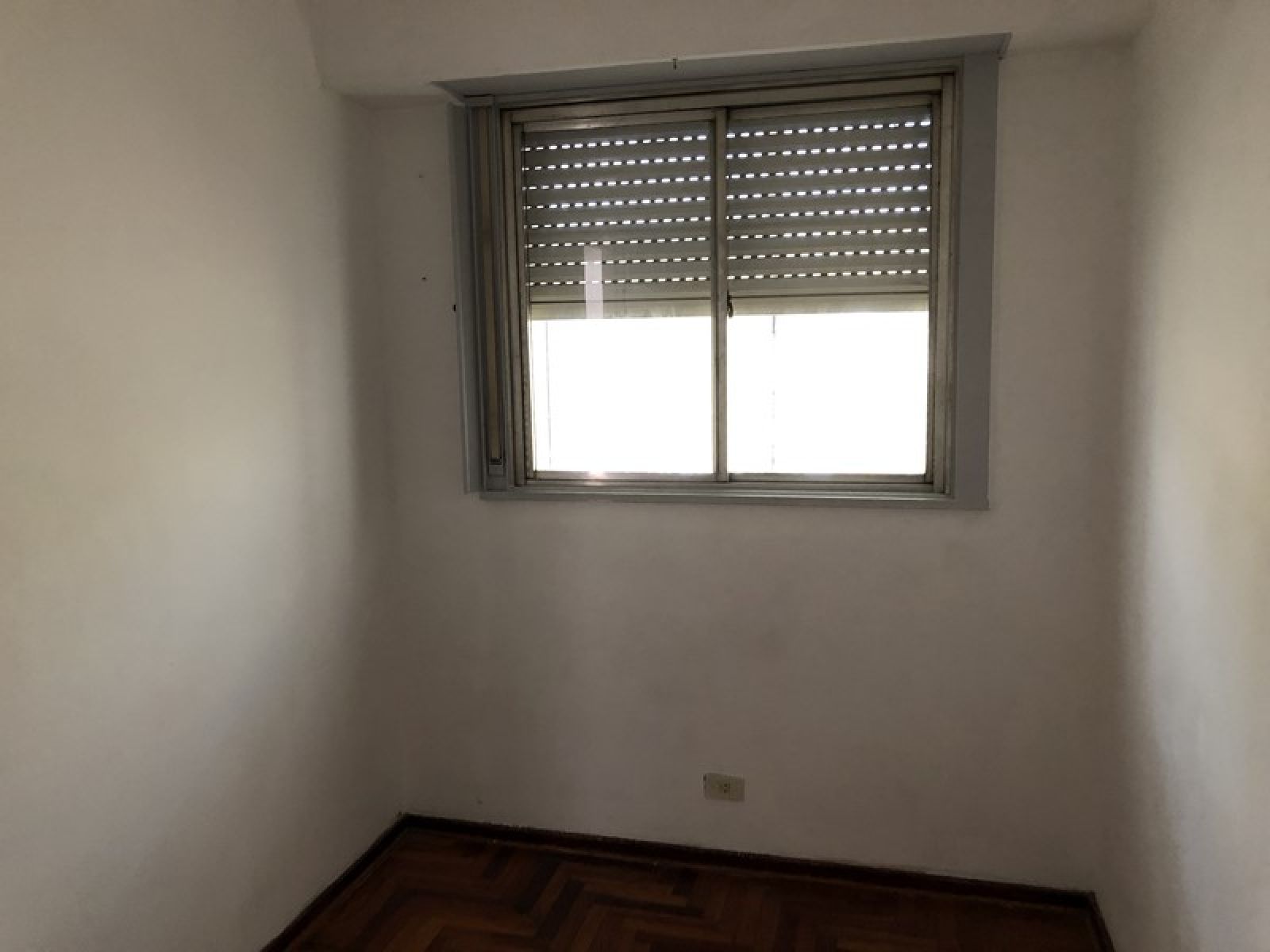 ALQUILER DEPARTAMENTO 4 AMB. EN EDIFICIO CON SEGURIDAD 24HS. - 25