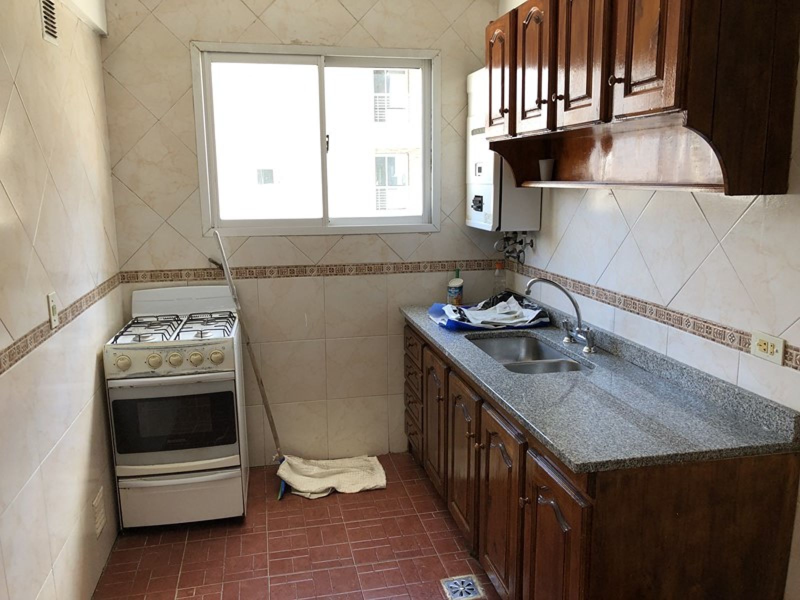 ALQUILER DEPARTAMENTO 4 AMB. EN EDIFICIO CON SEGURIDAD 24HS. - 17