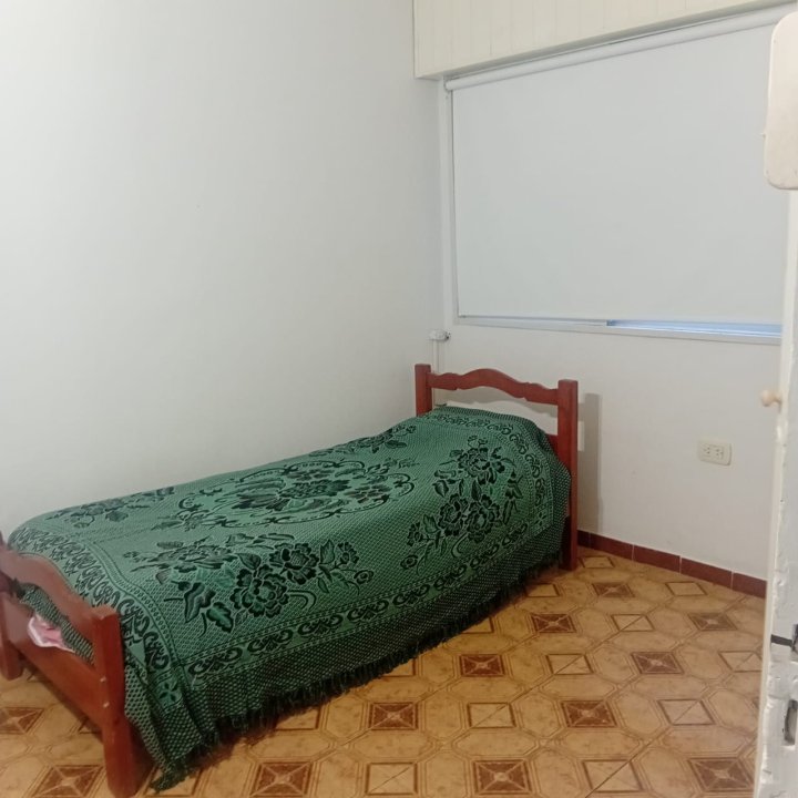 Casas - Funes -  Alquiler