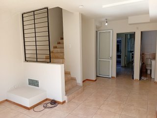 Casas - Rosario -  Alquiler